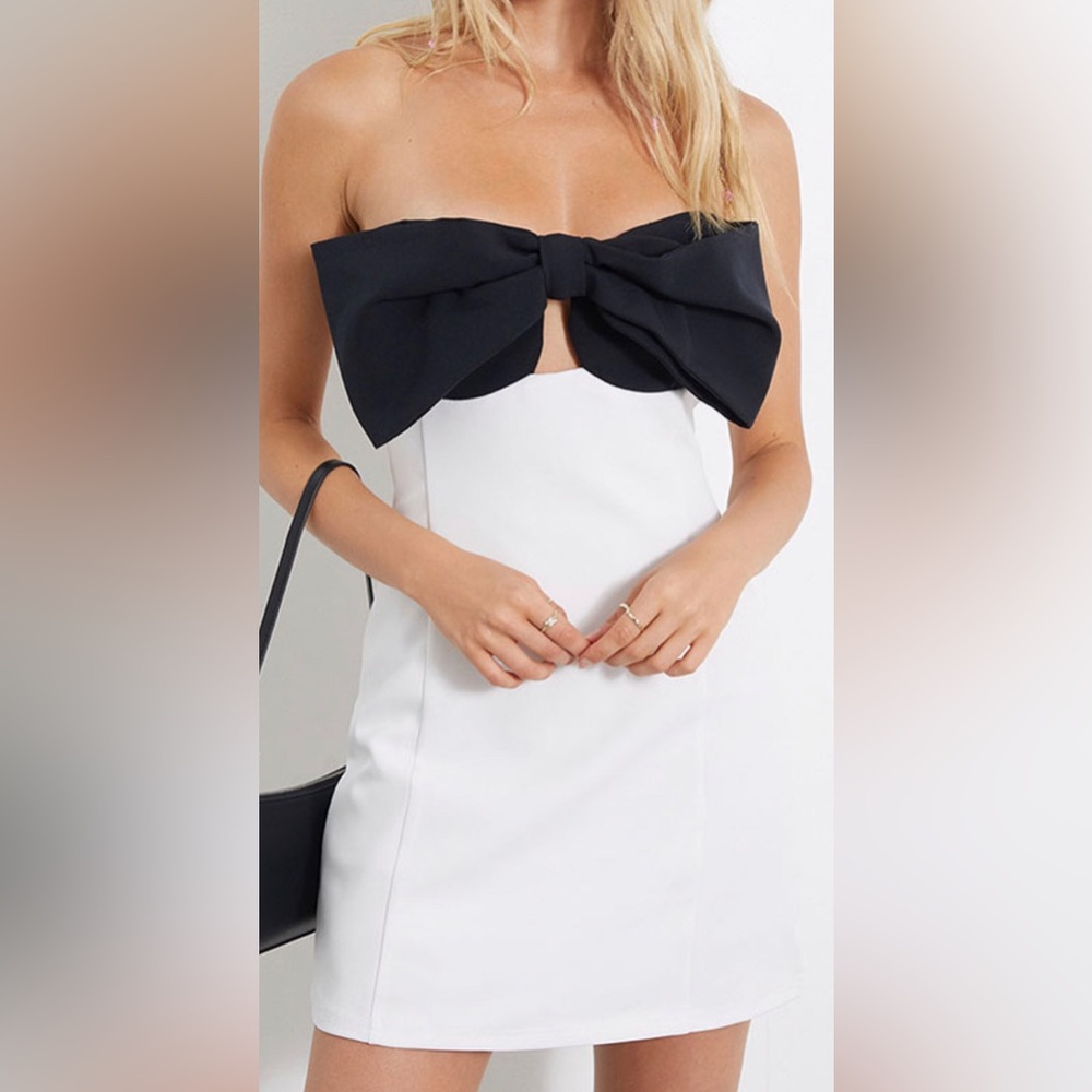 La Hearts Black and White Mini Dress